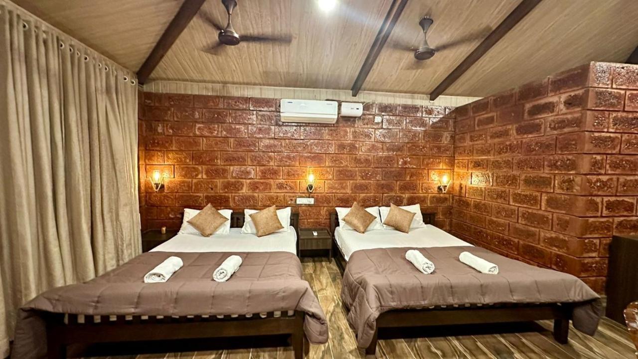 The Beach Hive Resort Kashid Kültér fotó
